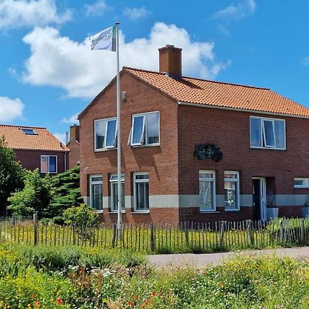 Bed And Breakfast Het Bureau Texel De Koog  Exterior foto